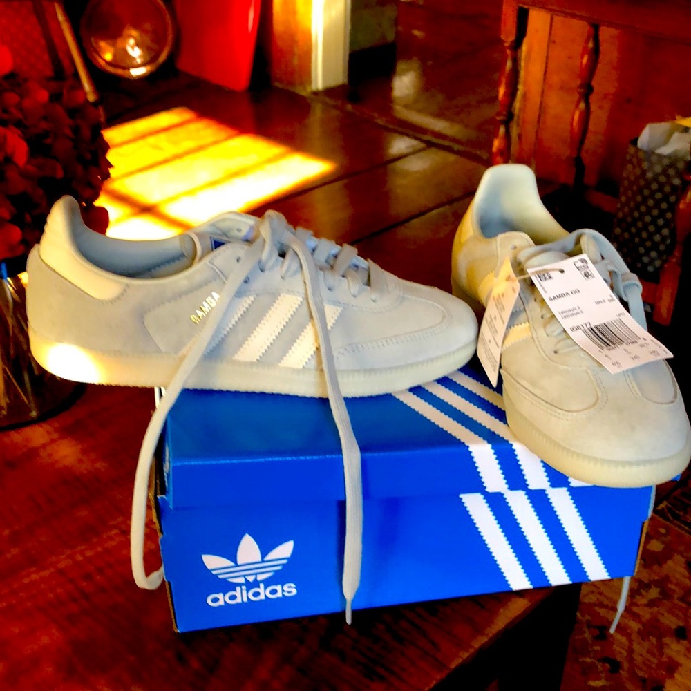 New in box Adidas Samba OG 6.5 gray white suede men’s soccer style sneakers